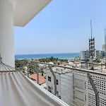 דירה Stunning Sea & View - 3 Min Walk To