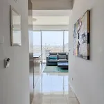 דירה Stunning Sea & View - 3 Min Walk To *