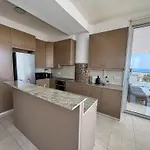 דירה Stunning Sea & View - 3 Min Walk To