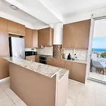 Stunning Sea & View - 3 Min Walk To דירה לרנקה