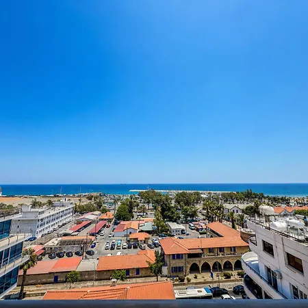 Rated - Premium Seaview 2-bdr-apt In Tallest Building In - 2 Min Walk To Larnaca
