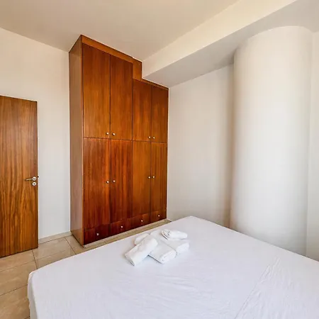 Lejlighed Rated - Premium Seaview 2-bdr-apt In Tallest Building In - 2 Min Walk To *