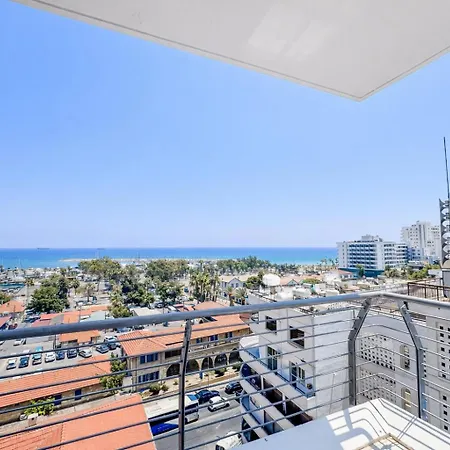 Rated - Premium Seaview 2-bdr-apt In Tallest Building In - 2 Min Walk To * Larnaca