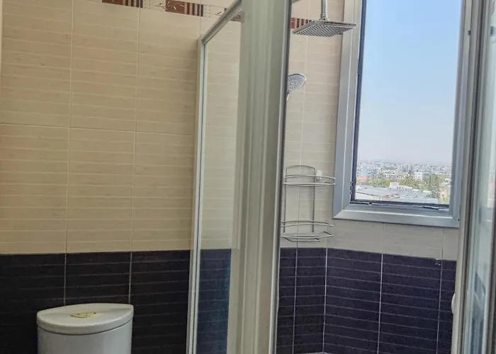 Stunning Sea & View - 3 Min Walk To Appartement Larnaca