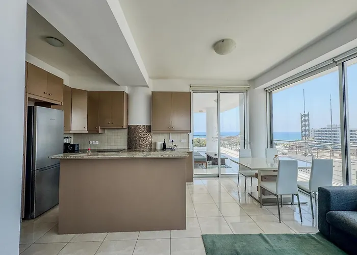 Appartement Stunning Sea & View - 3 Min Walk To