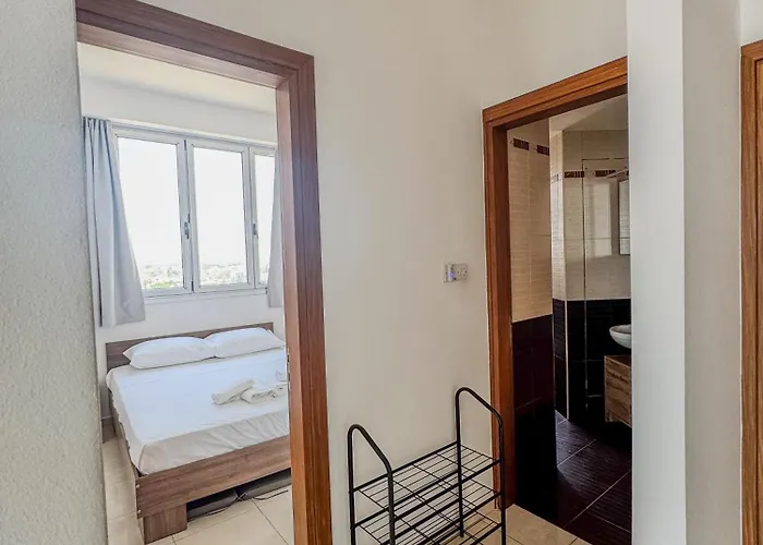 Apartment Stunning Sea & View - 3 Min Walk To *